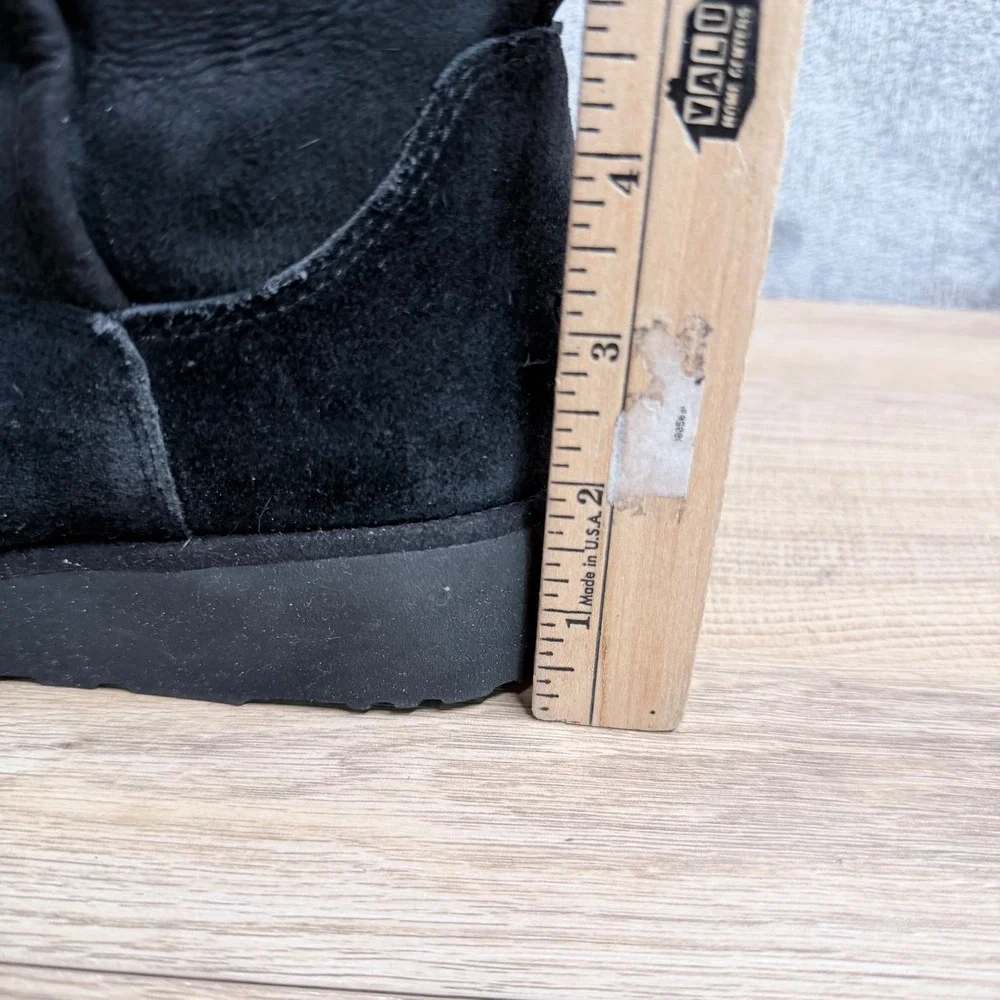 UGG Amie Classic Slim Boot Women 8 Black‎ Suede Shearling Mid Calf Wedge Heel